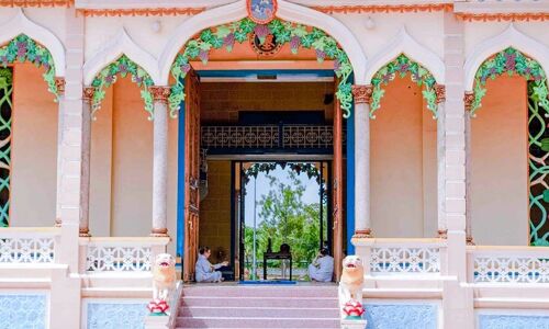 Cao Dai Holy Doors